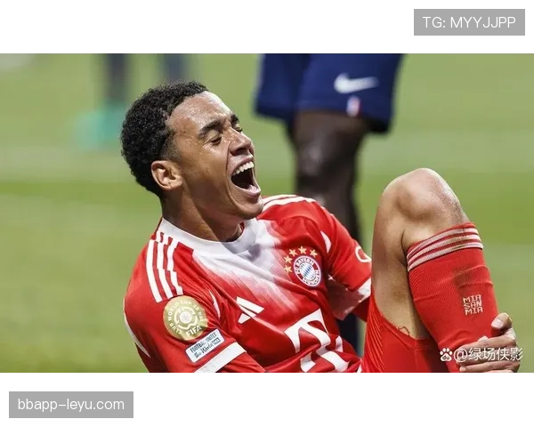 穆西亚拉多面手本色尽显 灵活适应多位置助力球队表现