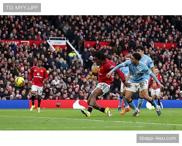 埃利奥特英超表现抢眼，助球队强势回暖