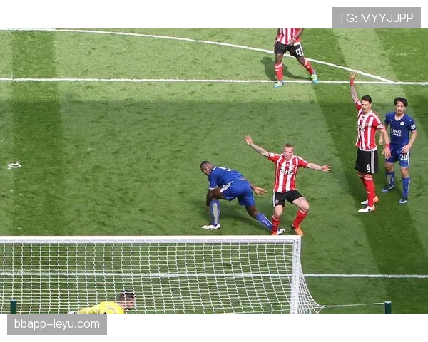 法马防守体系持续升级，球队防线新赛季展现稳固态势