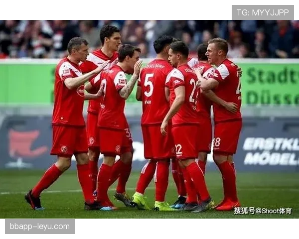 德甲鹰军团状态火热，强势冲击联赛榜首