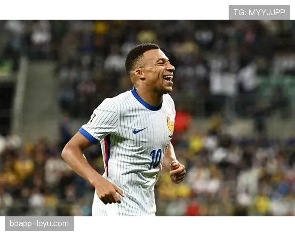 斯通斯对位姆巴佩的速度防守解析